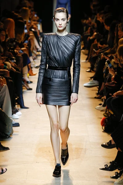 Look 6